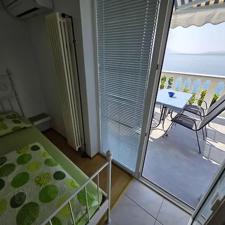 Fuer 4 Personen- 150m Vom Entfernt By Interhome Διαμέρισμα Novi Vinodolski