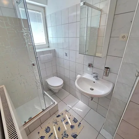 Fuer 4 Personen- 150m Vom Entfernt By Interhome *