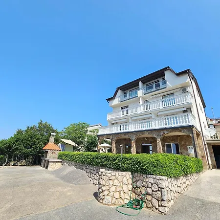Fuer 4 Personen- 150m Vom Entfernt By Interhome * Novi Vinodolski