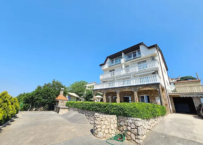 Fuer 4 Personen- 150m Vom Entfernt By Interhome * Novi Vinodolski