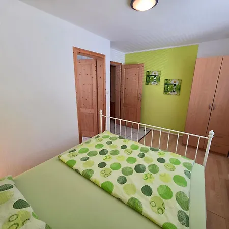 Apartment Fuer 4 Personen- 150m Vom Entfernt By Interhome