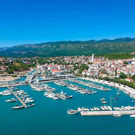 Fuer 4 Personen- 150m Vom Entfernt By Interhome